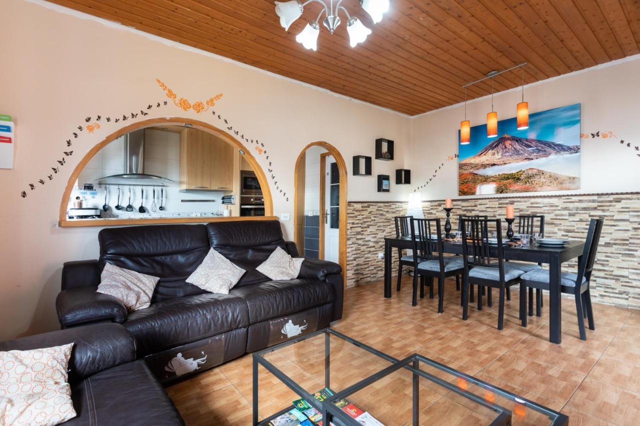 Villa Blanca Tenerife - Private Rooms - Terrace And Bbq, 5 Minutes From The Beach And Airport Сан Исидро Екстериор снимка