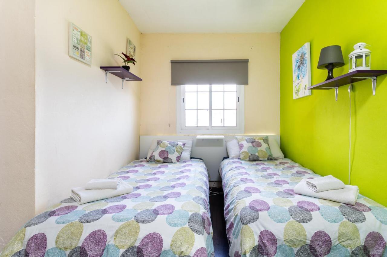Villa Blanca Tenerife - Private Rooms - Terrace And Bbq, 5 Minutes From The Beach And Airport Сан Исидро Екстериор снимка