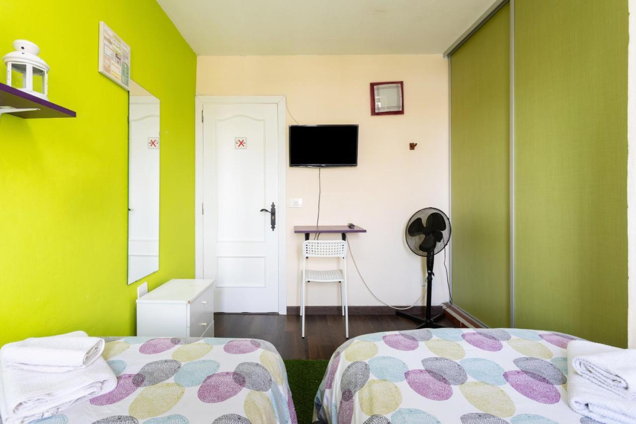 Villa Blanca Tenerife - Private Rooms - Terrace And Bbq, 5 Minutes From The Beach And Airport Сан Исидро Екстериор снимка