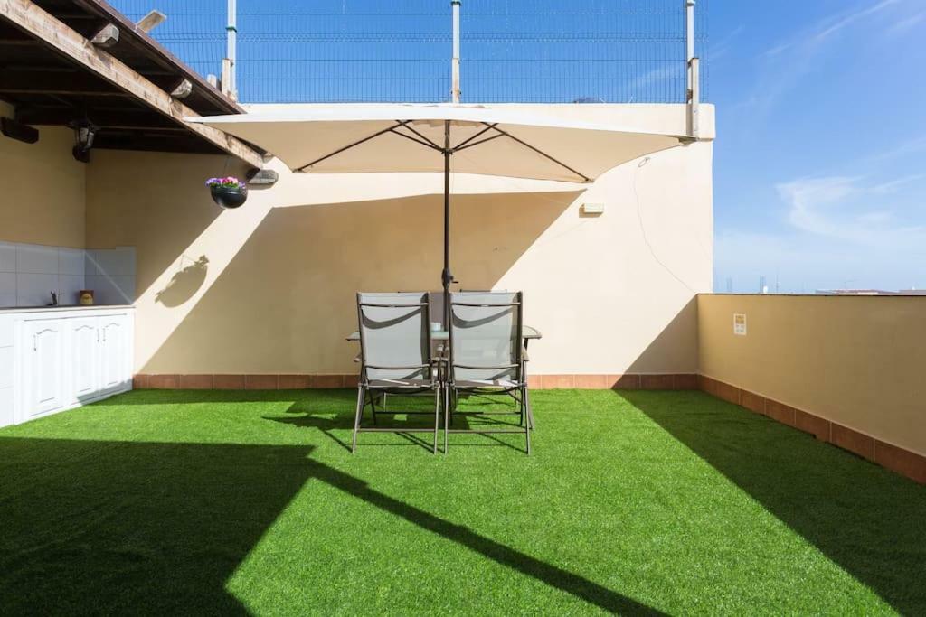 Villa Blanca Tenerife - Private Rooms - Terrace And Bbq, 5 Minutes From The Beach And Airport Сан Исидро Екстериор снимка