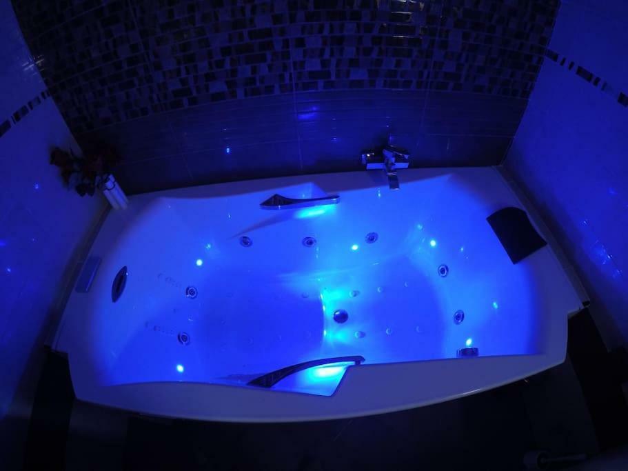Villa Blanca Tenerife - Private Rooms - Terrace And Bbq, 5 Minutes From The Beach And Airport Сан Исидро Екстериор снимка