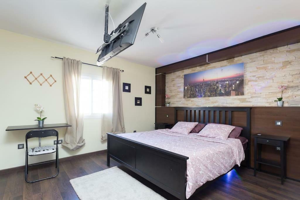 Villa Blanca Tenerife - Private Rooms - Terrace And Bbq, 5 Minutes From The Beach And Airport Сан Исидро Екстериор снимка