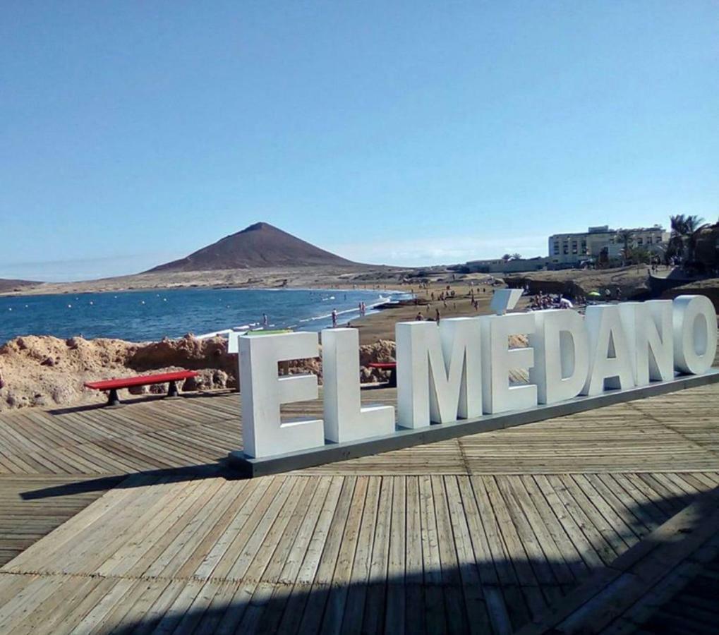 Villa Blanca Tenerife - Private Rooms - Terrace And Bbq, 5 Minutes From The Beach And Airport Сан Исидро Екстериор снимка